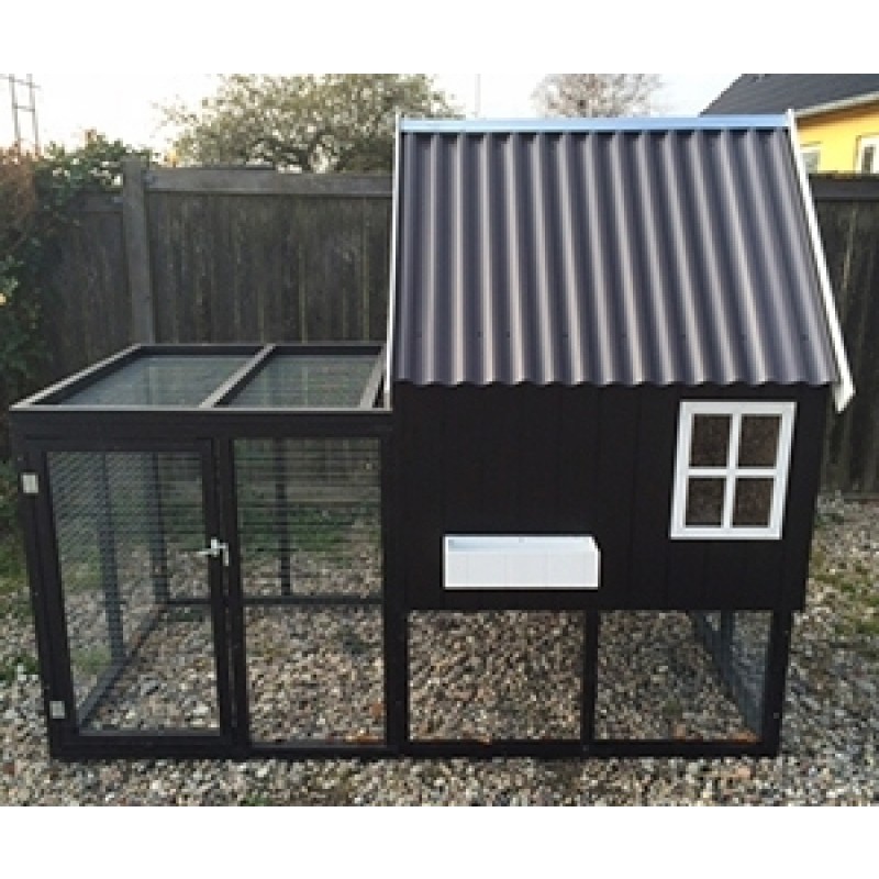 Tilvalg: Maling af hønsehus